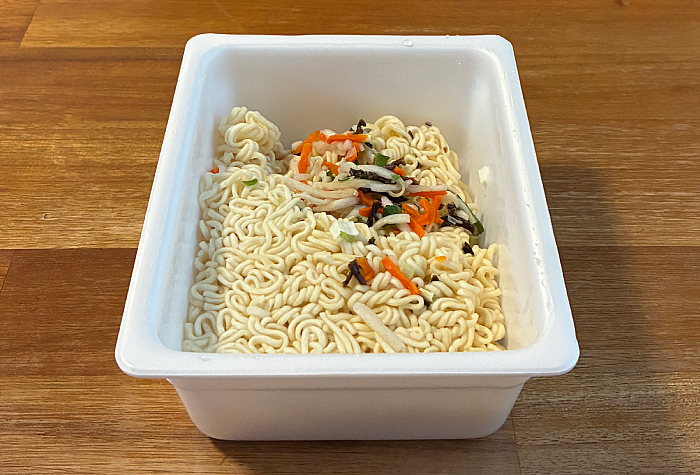 ペヤング サンマー麺風やきそば