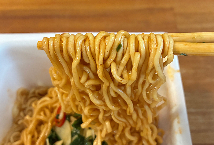 ペヤング 背脂風四川麻婆味やきそば