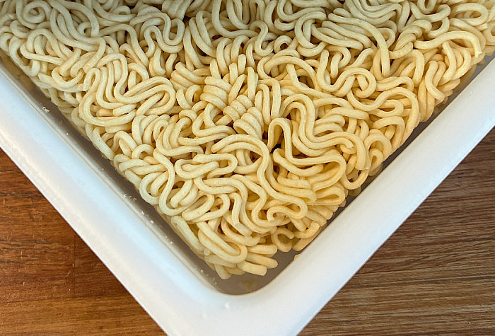 ペヤング 背脂風四川麻婆味やきそば