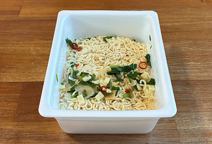 ペヤング 背脂風四川麻婆味やきそば