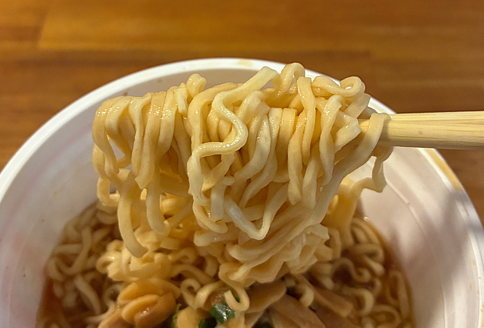 サッポロ一番 しょうゆ味 リュウジ監修 世界で一つの爆旨にんにく