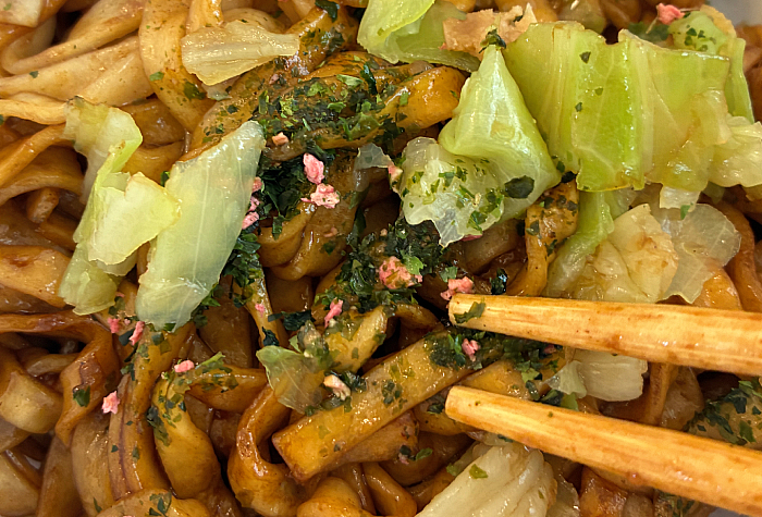 日清の汁なしどん兵衛 だしソース焼うどん