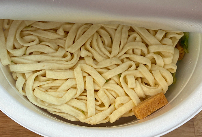 日清の汁なしどん兵衛 だしソース焼うどん