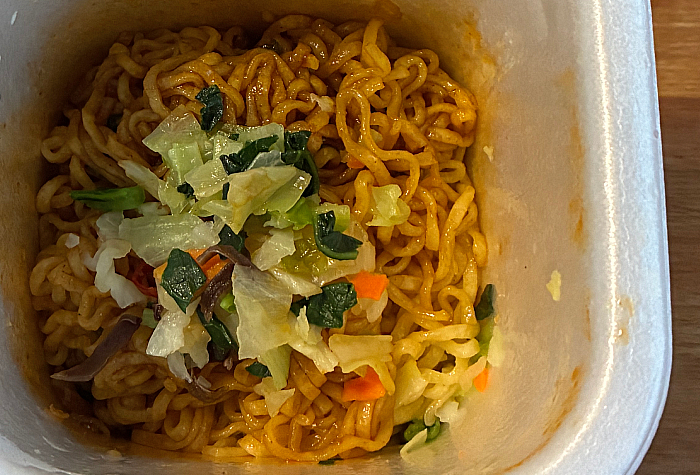 麻辣湯好きに朗報です 汁なしまぜそば 麻辣湯味