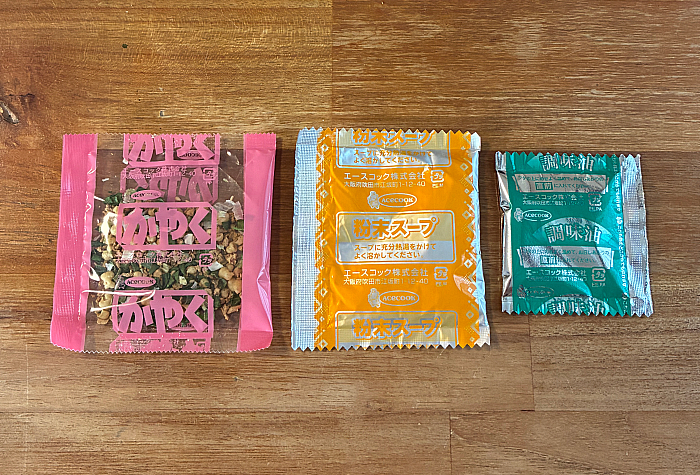 スーパーカップ超大盛り×ROF‐MAO 特まろ豚骨ラーメン