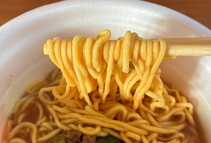 スーパーカップ1.5倍×ROF‐MAO トマトカレー味ラーメン