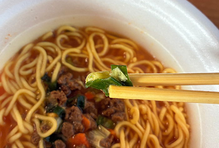 スーパーカップ1.5倍×ROF‐MAO トマトカレー味ラーメン