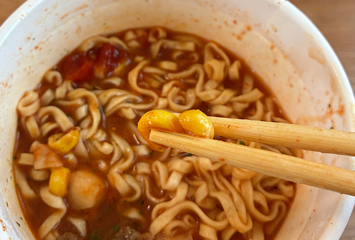 カップヌードル スパイスSHOCKカレー