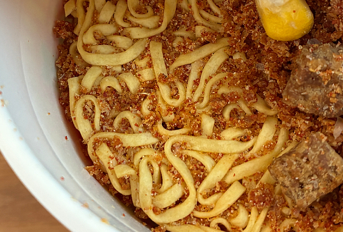 カップヌードル スパイスSHOCKカレー