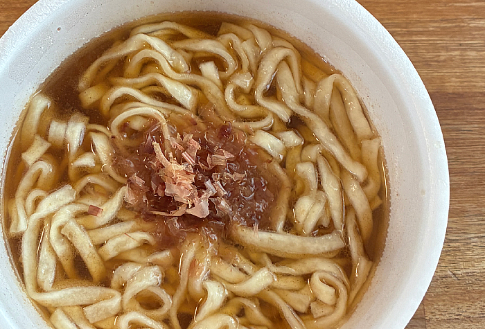 日清のどん兵衛 鰹だしの極みうどん
