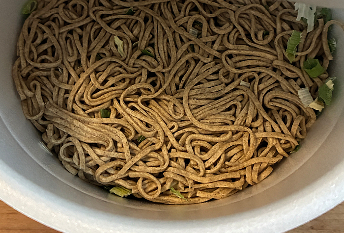 ローソン 麺大盛り 鰹だし香るそば