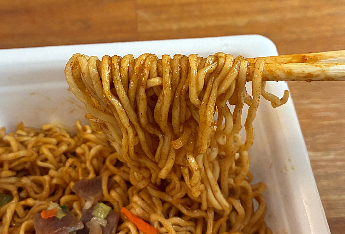 ペヤング 煮干しカレーやきそば