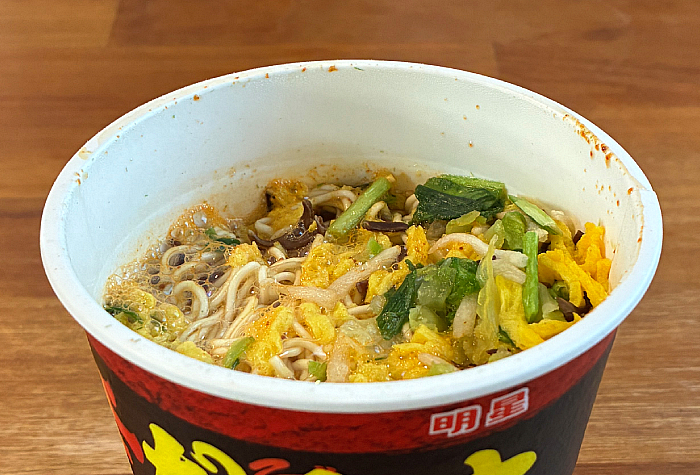 セブンプレミアム 辛だるま 激辛玉子とじ麺