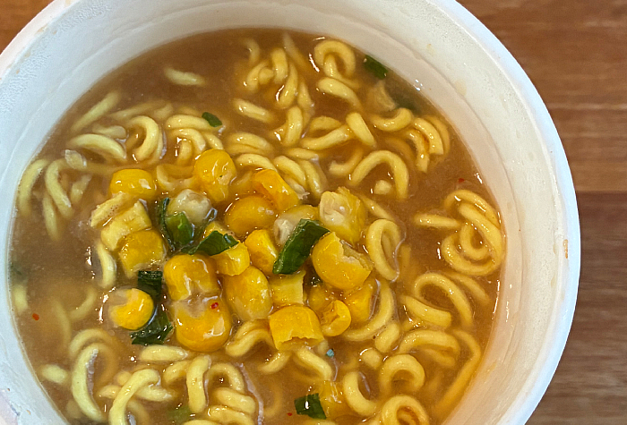 セブンプレミアム 味噌バター風コーンラーメン
