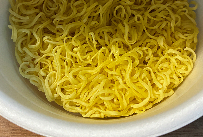 ローソン スープ激うま！函館塩ラーメン