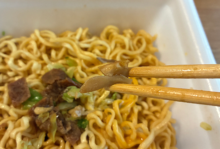 NEO油そば TOMORROW NEVER NOODLES監修 舞茸香る牛油そば
