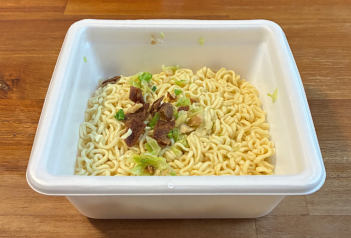 NEO油そば TOMORROW NEVER NOODLES監修 舞茸香る牛油そば