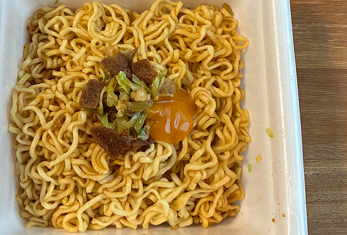 NEO油そば TOMORROW NEVER NOODLES監修 舞茸香る牛油そば