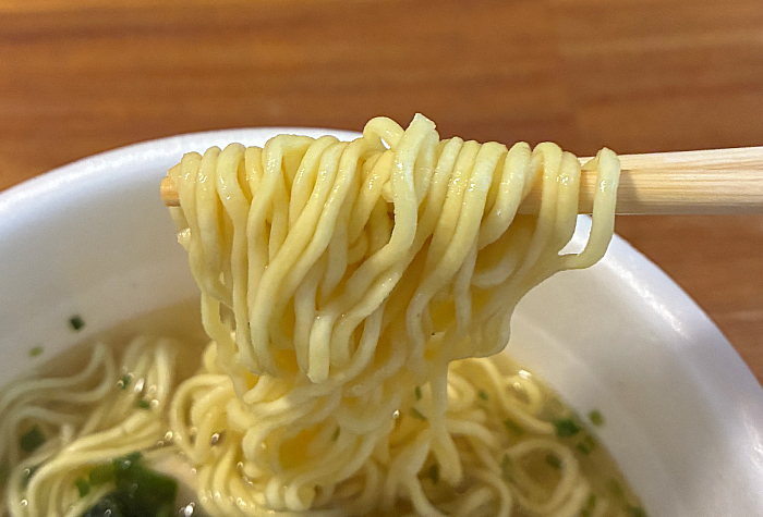 わかめラーメン 香るお出汁 利尻昆布仕立てゆず胡椒塩味
