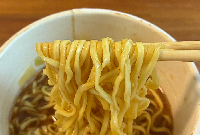 アパ社長カレー ビーフカレー味ヌードル