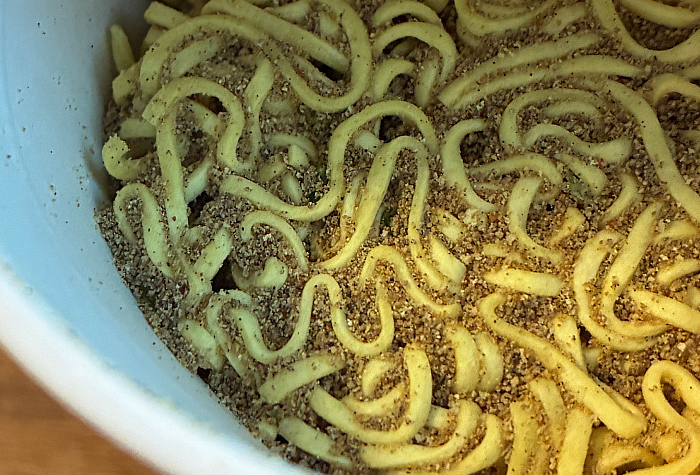 アパ社長カレー ビーフカレー味ヌードル