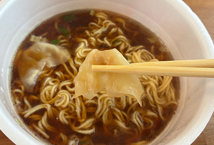 中華そばカリフォルニア監修 ワンタン中華そば しょうゆ