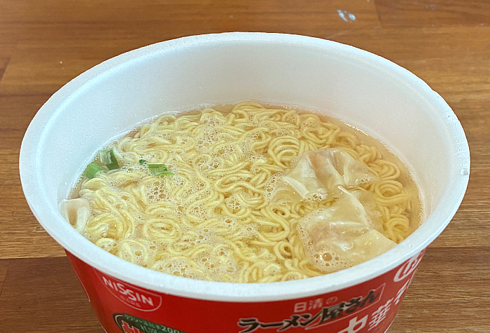 中華そばカリフォルニア監修 ワンタン中華そば しょうゆ