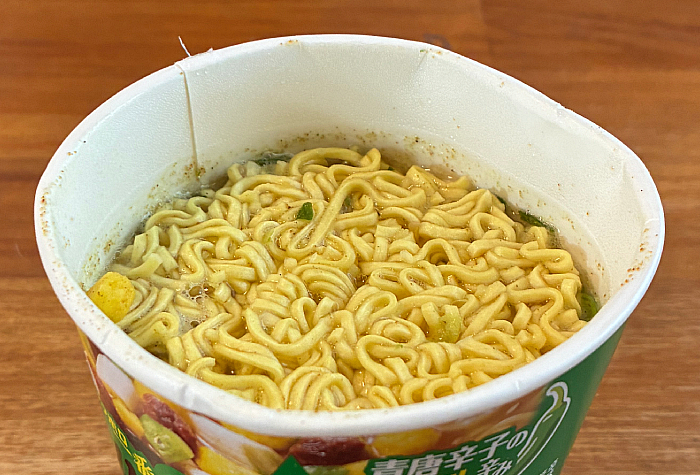 サッポロ一番 カップスター 青辛いやつ