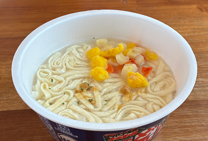 日清のどん兵衛 ボストン風クラムチャウダーうどん