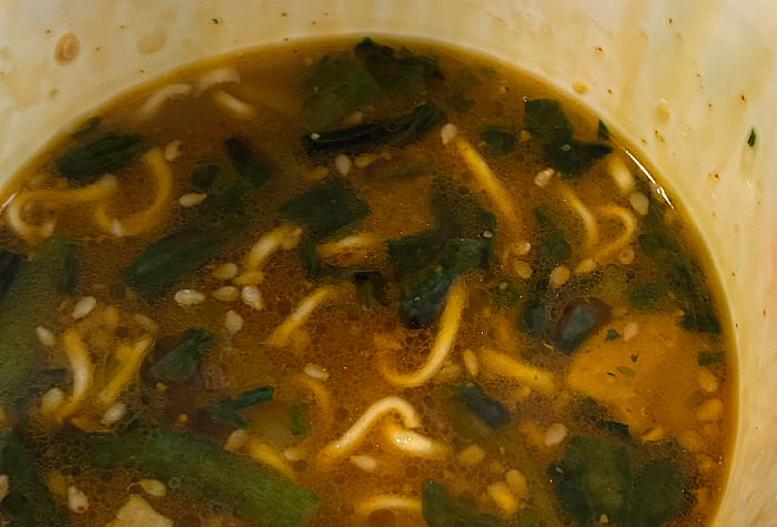 ふくちゃんラーメン監修 ニラキムチ風味 コクとキレの豚骨ラーメン