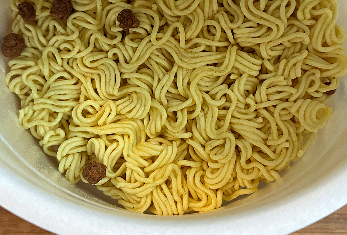 まぜそば ごつ盛り にんにく醤油