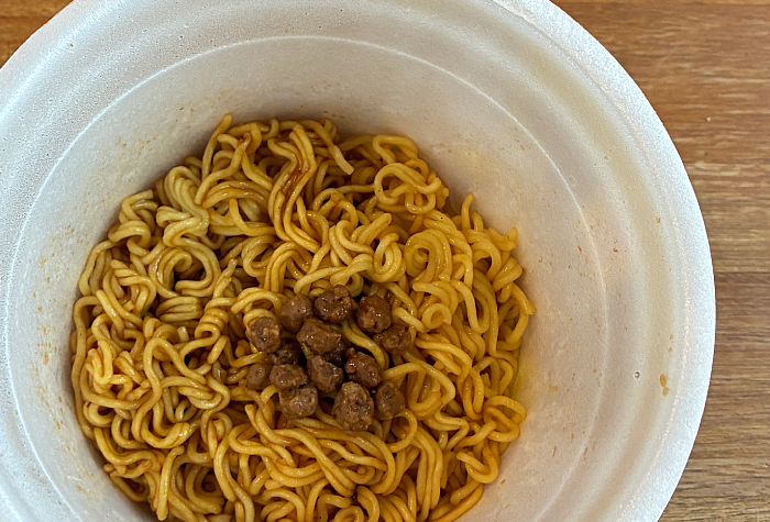 まぜそば ごつ盛り にんにく醤油