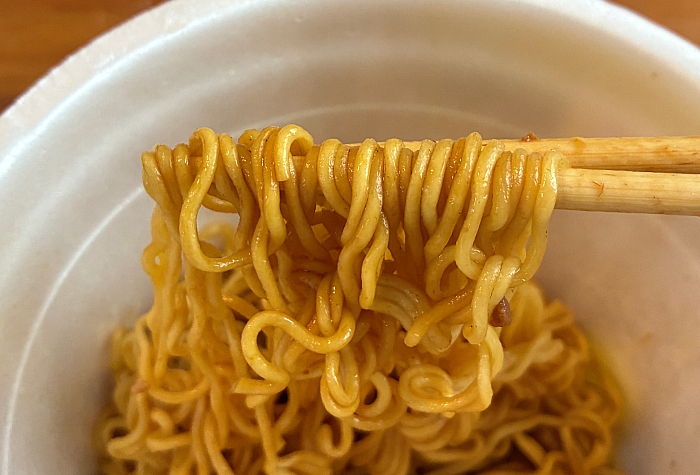 まぜそば ごつ盛り にんにく醤油