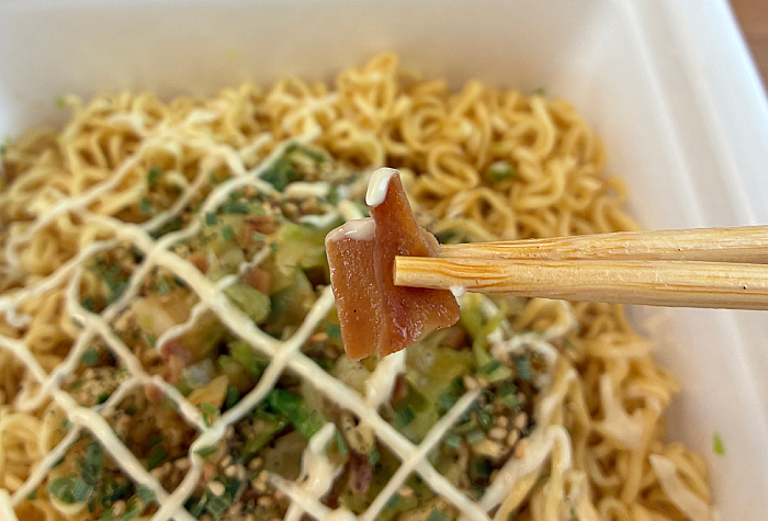 一平ちゃん夜店の焼そば 大盛 レモン香る豚肉塩だれ味