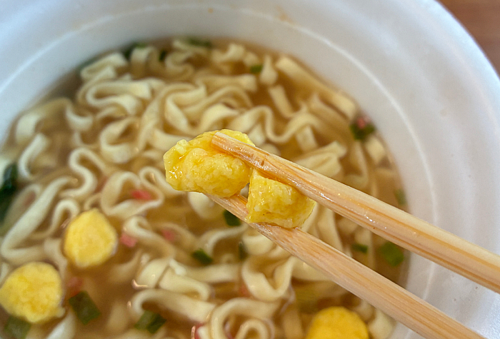 ローソン 麺大盛り 旨コク琉球そば