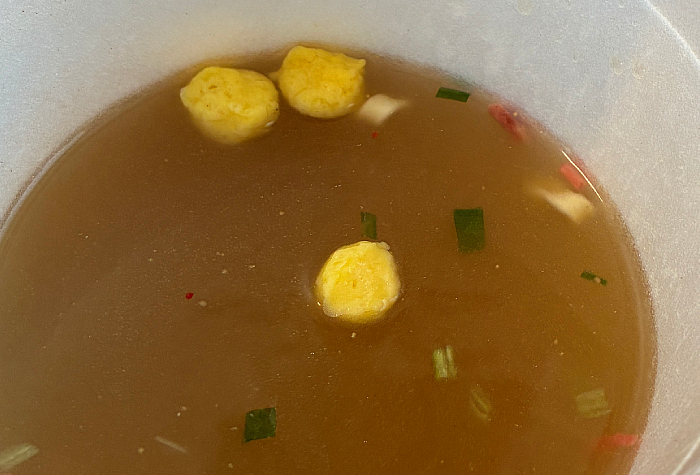 ローソン 麺大盛り 旨コク琉球そば