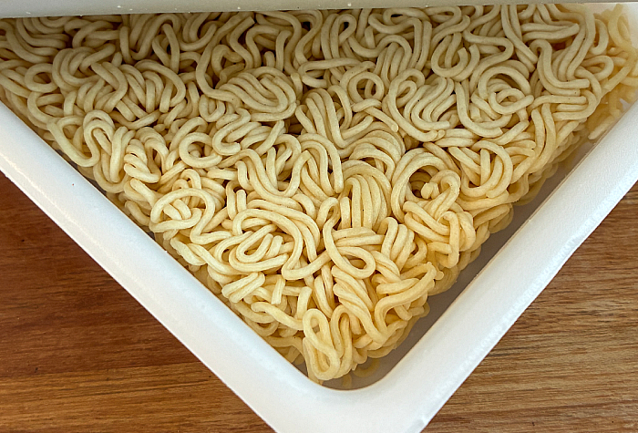 ペヤング 豚骨味やきそば