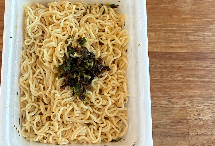 ペヤング 豚骨味やきそば