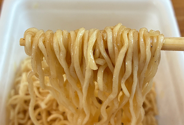 ペヤング 鶏塩まぜそば