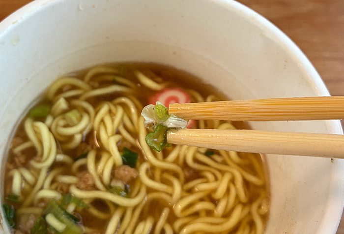 セイコーマート 煮干し醤油ラーメン