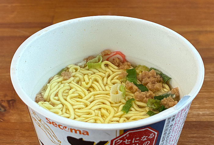 セイコーマート 煮干し醤油ラーメン