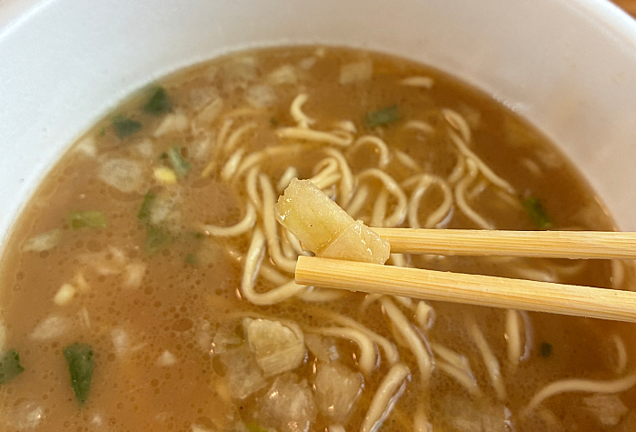マルちゃん正麺 カップ ニボツヨシ