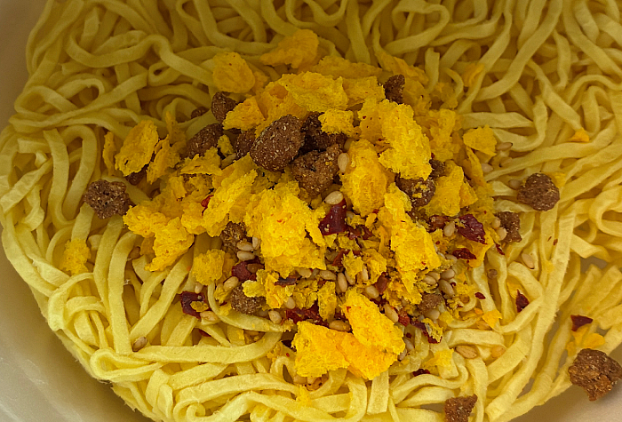 マルちゃん正麺 カップ にんにく塩担々麺