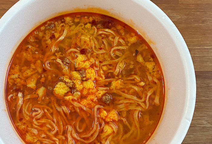 マルちゃん正麺 カップ にんにく塩担々麺