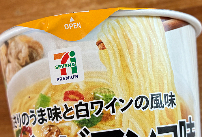 セブンプレミアム ボンゴレビアンコ味ヌードル