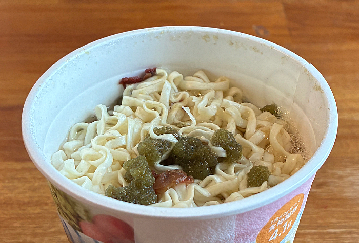 セブンプレミアム とろろ昆布と梅のうどん
