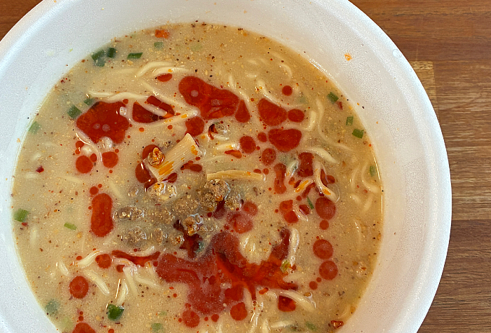 セブンプレミアムゴールド 飯田商店 豆乳担々麺