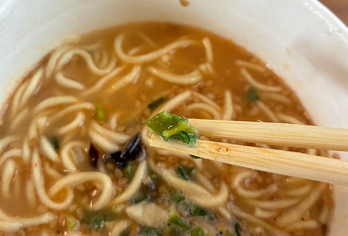 辛旅 大魔王入り 博多激辛とんこつラーメン