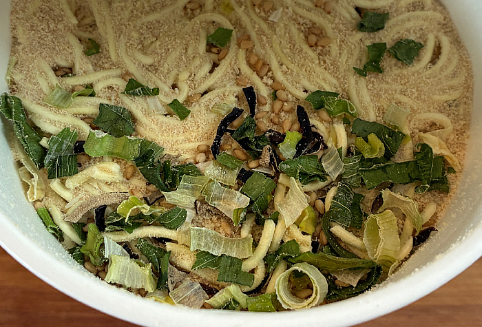 辛旅 大魔王入り 博多激辛とんこつラーメン