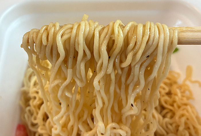 ローソン 麺大盛り シーフード味焼そば